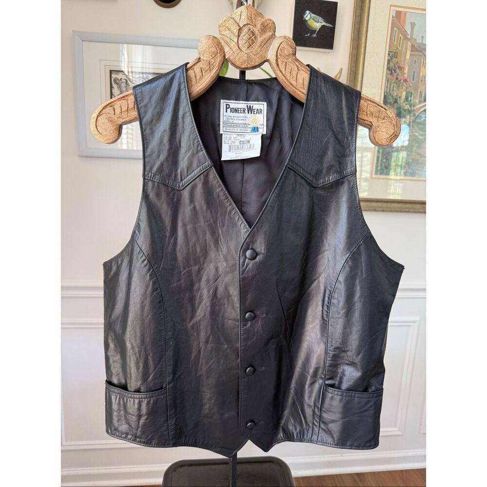 Pioneer Wear Black Leather Vest Western Style 44L L XL
